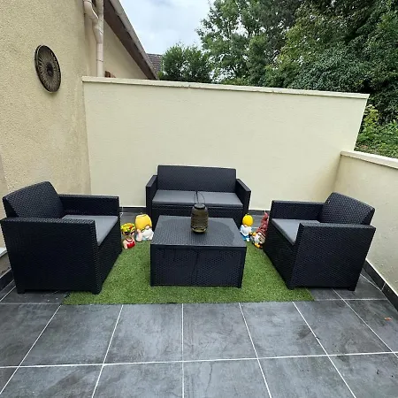 Un Joli Avec Terrasse *